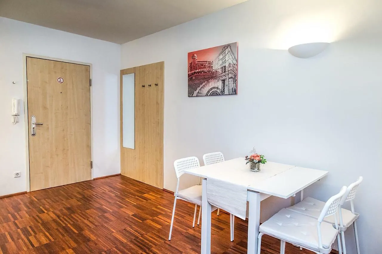Beautiful Apartment In Vienna'S Heart